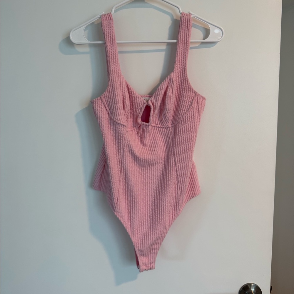 Astr The Label Tank Bodysuit // Size Large // Gently Used